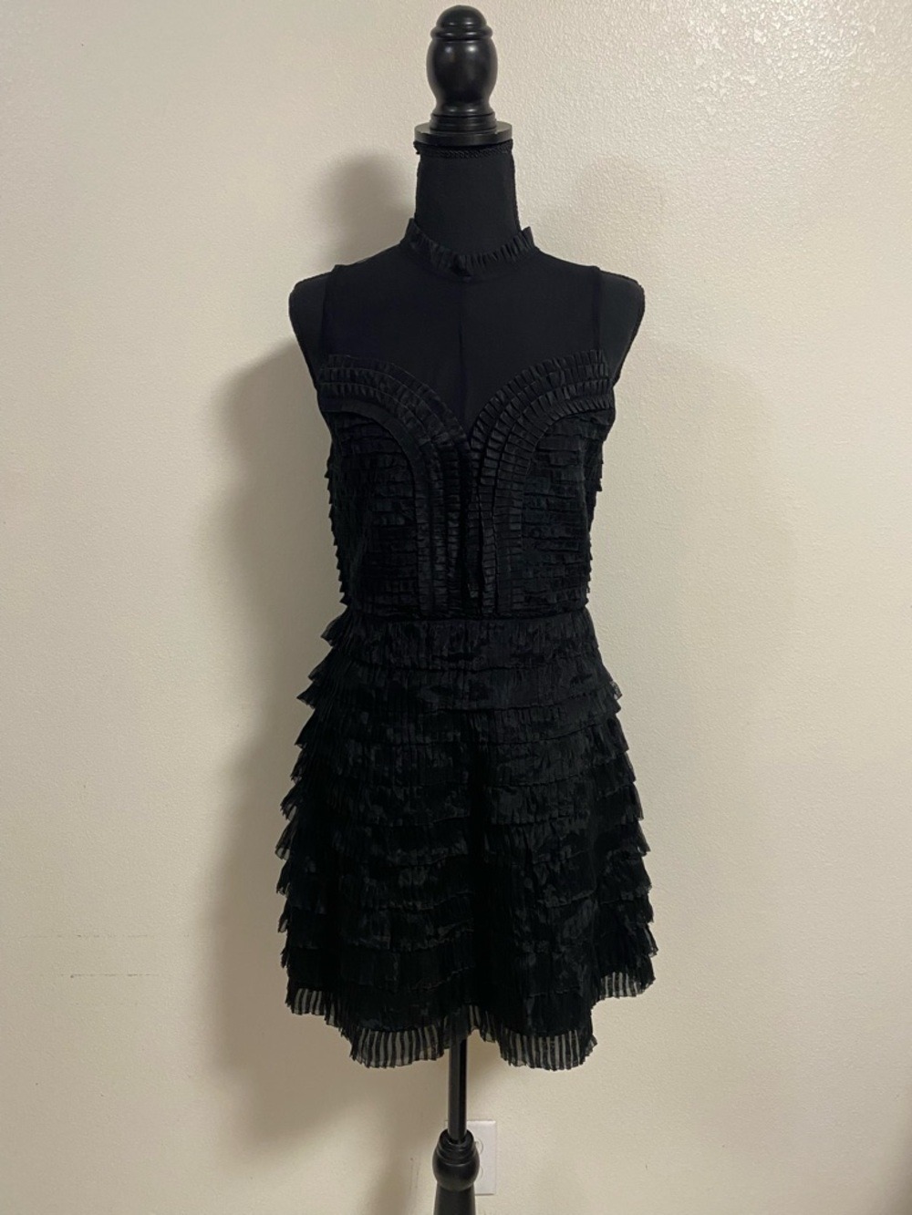 Free People Dress Women Size 4 Black Ruffle Mini Dress -Little Black Dress